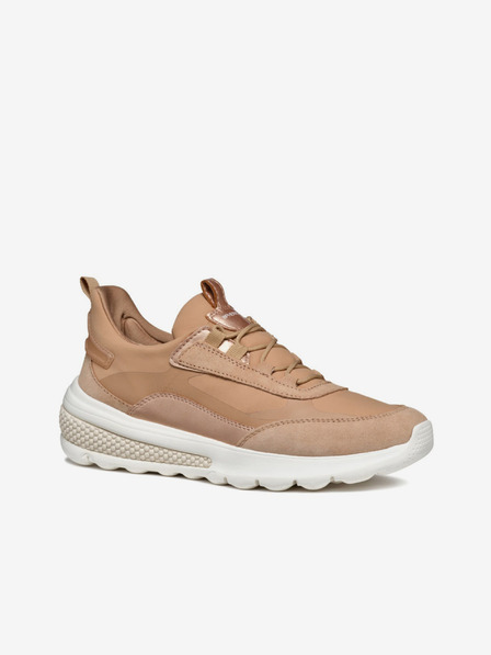 Geox Кафяви дамски маратонки Geox Spherica Actif