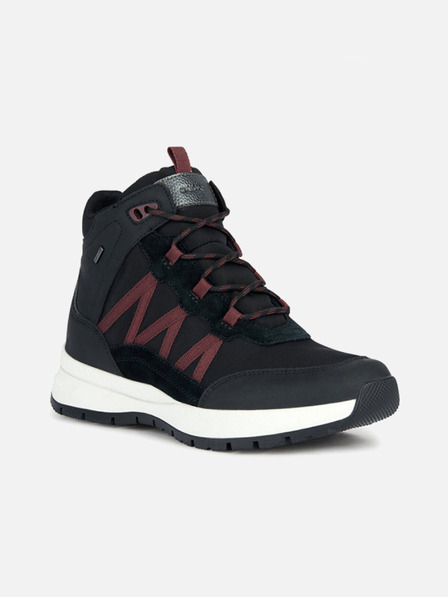 Geox Черни дамски маратонки Geox Braies ABX