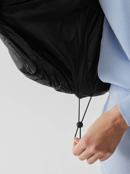 4F Дамска пухена жилетка с пълнеж от синтетични пера 4F