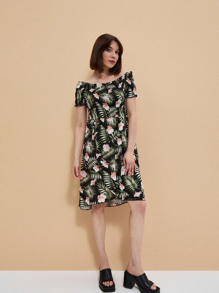 Moodo Рокля от вискоза с шарки Moodo