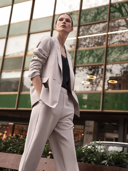 Moodo Бежов дамски блейзър Moodo