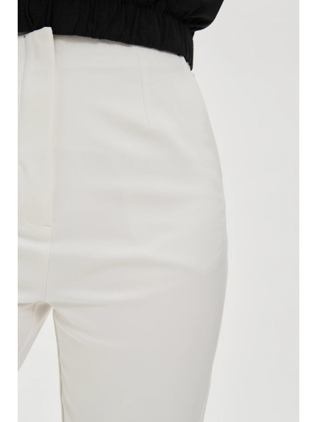 Moodo Дамски бели панталони Moodo