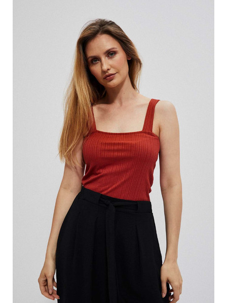 Moodo Ребрест топ на широки презрамки в рубинено Moodo