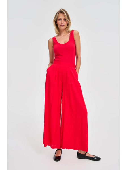 Moodo Ребрест топ в червено Moodo