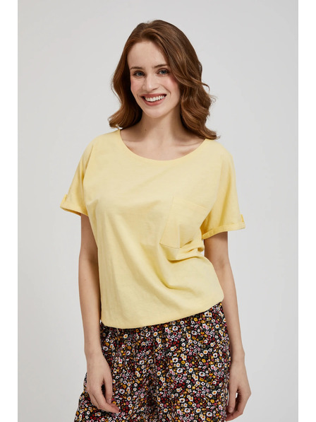 Moodo Жълта тениска с джоб и подплатени ръкави Moodo