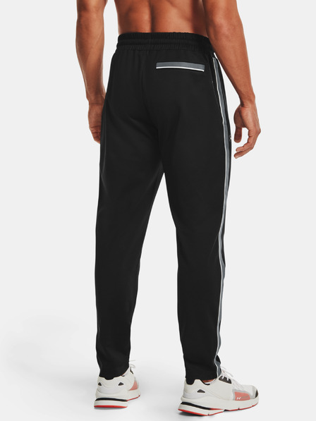 Under Armour Мъжки потници Under Armour Recover Knit Track Pant