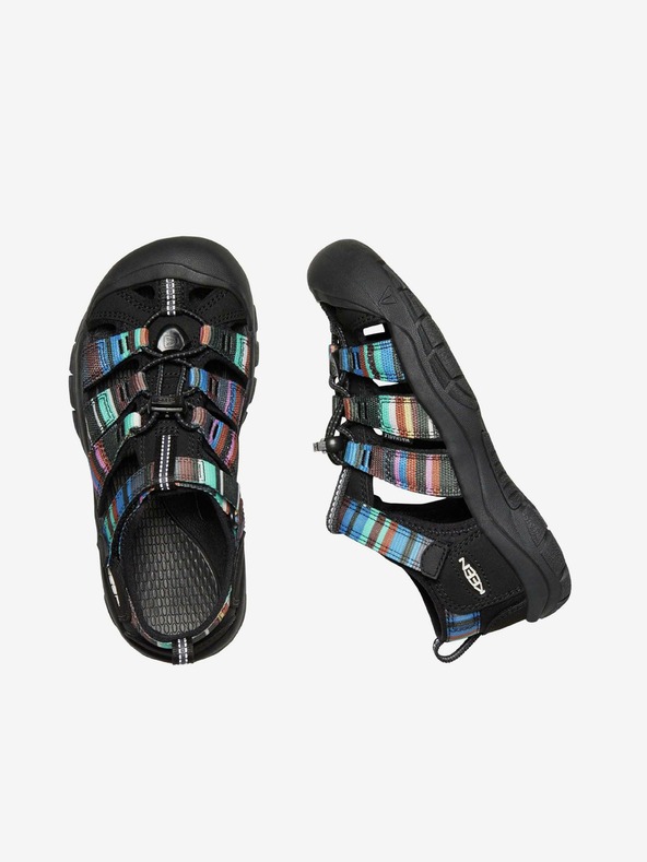 Keen Черни сандали с шарка за момичета Keen Newport