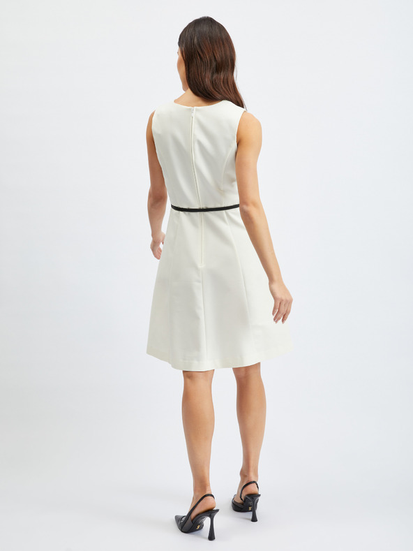 Orsay Бяла дамска рокля ORSAY