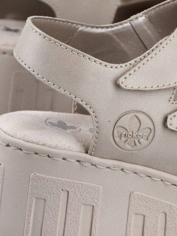 Rieker Бежови дамски сандали с токчета Rieker