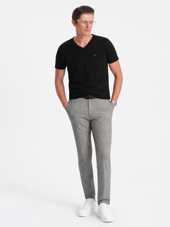 Ombre Clothing Черна мъжка тениска с V-образно деколте Ombre Clothing