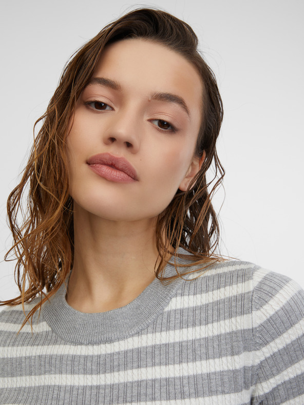 Orsay Светлосив дамски плетен топ на райе ORSAY