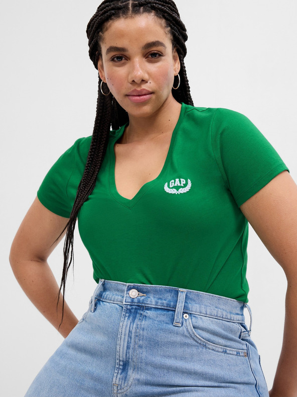 GAP Тениска с V-образно деколте GAP