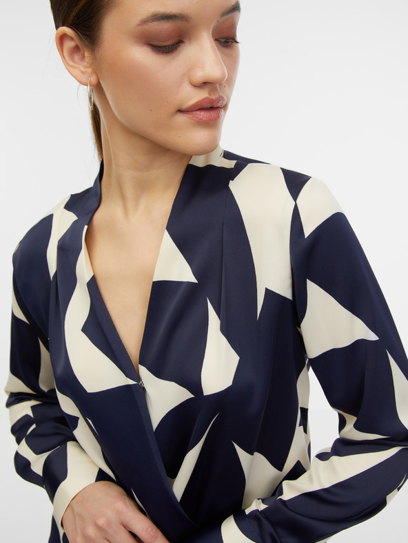 Orsay Кремаво-синя дамска сатенена блуза с десенORSAY