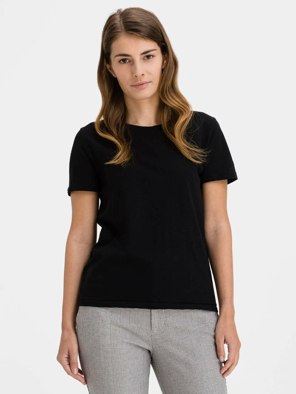 GAP T-shirt