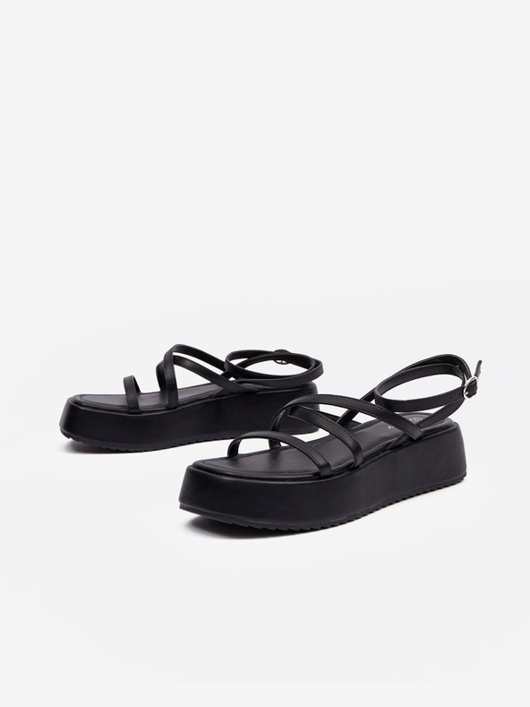 Orsay Черни дамски сандали на платформа ORSAY