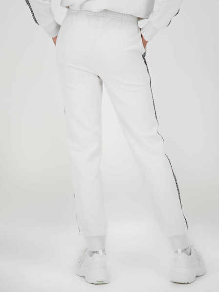 Alife and Kickin Бели дамски спортни панталони с ламп Alife and Kickin