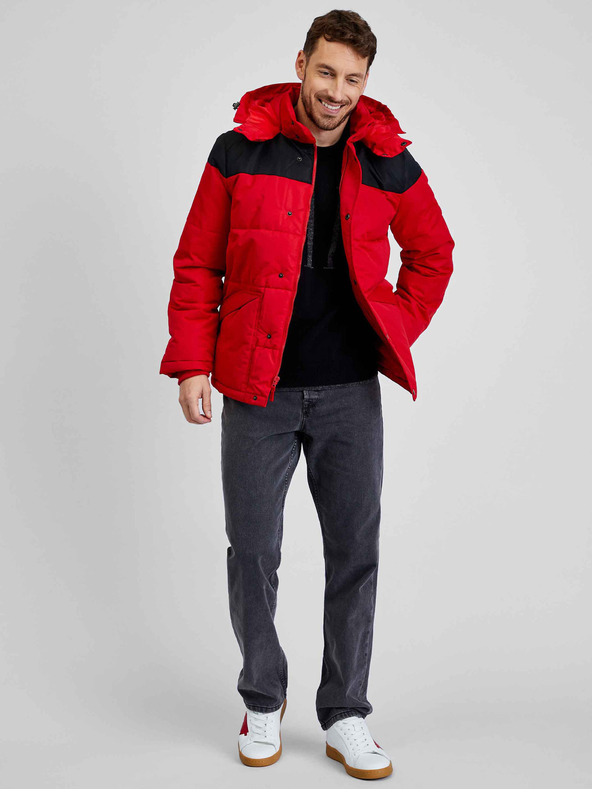 GAP Подплатено водоустойчиво яке GAP