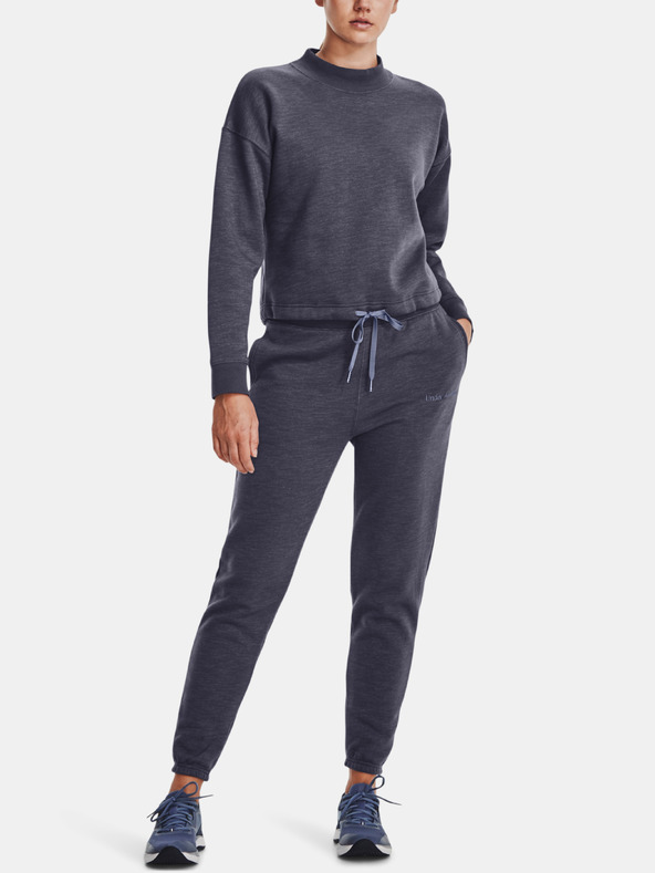 Under Armour Дамски суитшърт Under Armour Essential Script Crew