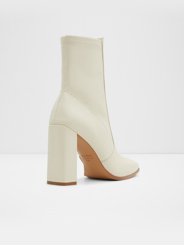 Aldo Audrella Боти