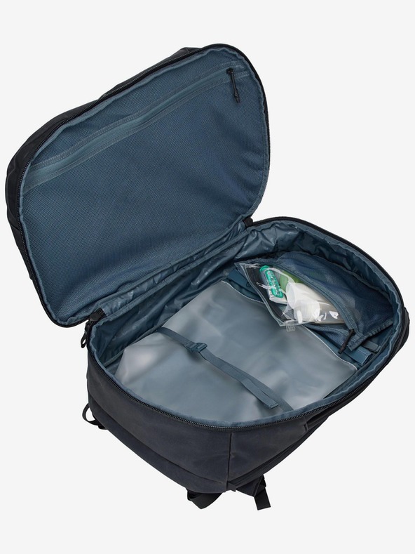 Thule Черна пътническа раница Thule Aion 40 л