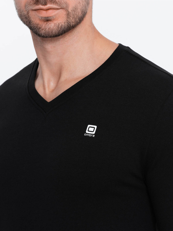 Ombre Clothing Черна мъжка тениска с V-образно деколте Ombre Clothing