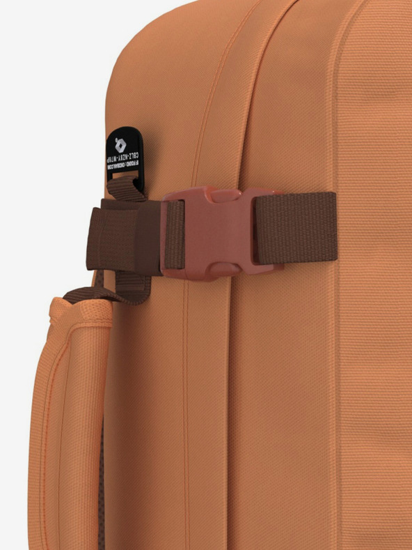 CabinZero Кафява раница CabinZero Classic 28L Gobi sands