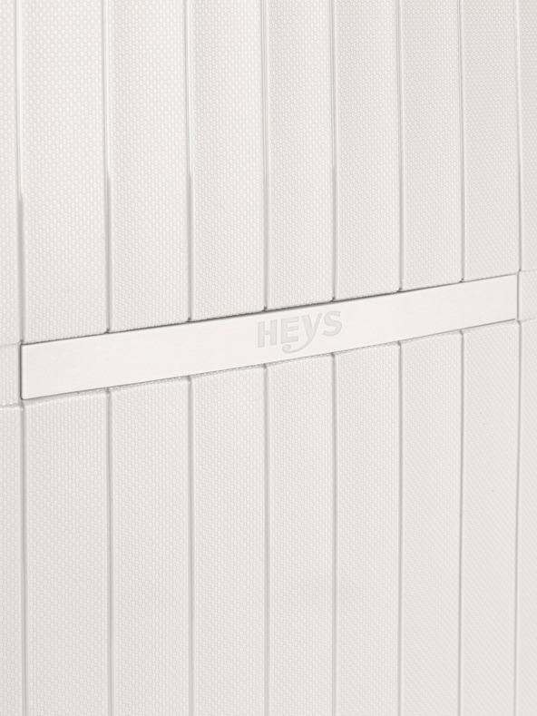 Heys Бял пътнически куфар Heys Airlite L