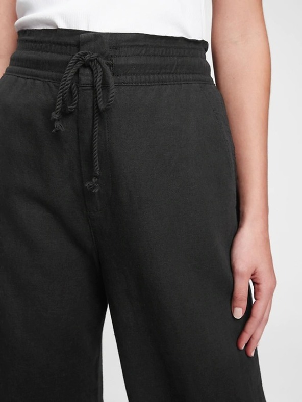 GAP Широки панталони от лленобленда GAP