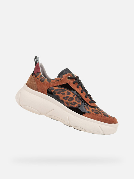 Geox Кафяви дамски маратонки Geox Nebula 2.0 X