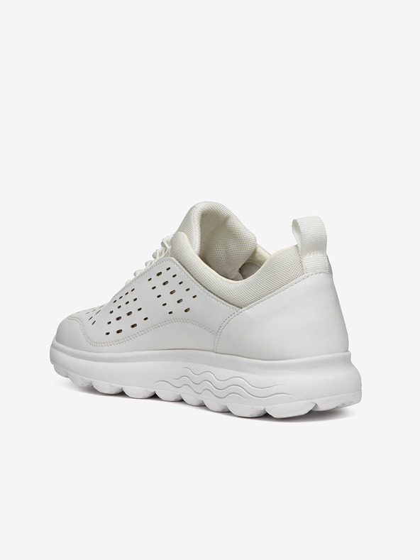 Geox Бели дамски маратонки Geox Spherica