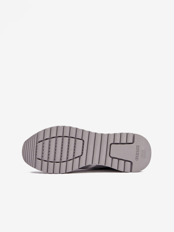 Geox Сребристи дамски маратонки Geox Desya