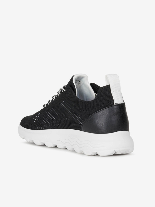 Geox Черни дамски маратонки Geox Spherica