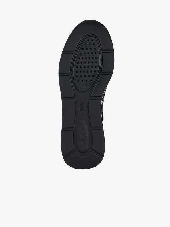 Geox Черни дамски маратонки Geox Cristael