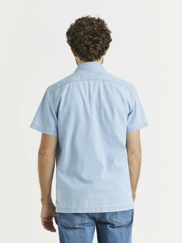 Celio Светлосиня мъжка риза от деним с джобове Celio