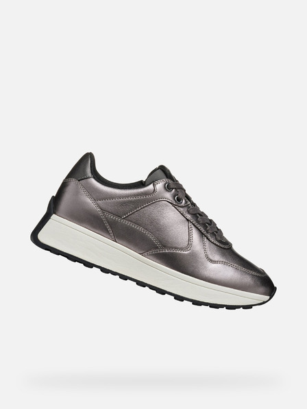 Geox Сребристи дамски маратонки Geox Amabel