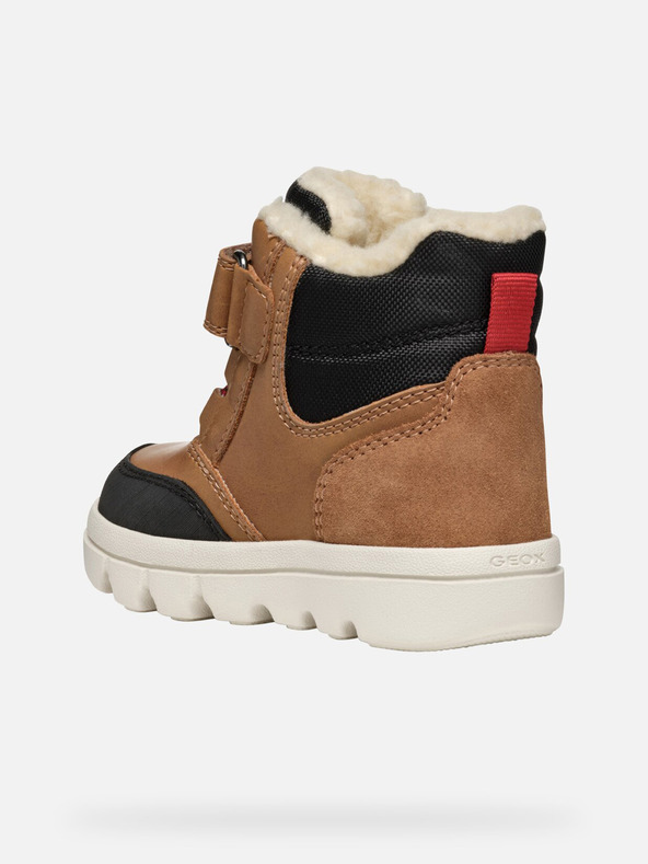 Geox Кафяви зимни обувки за момчета Geox Willaboo B Ab