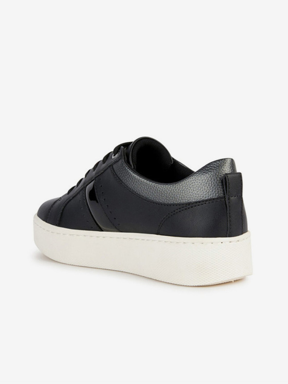 Geox Черни дамски маратонки Geox Skyely