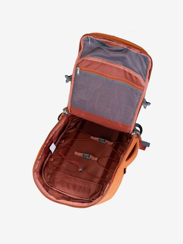 CabinZero Оранжева унисекс раница CabinZero Adventure Pro Sahara Sand (32 L)