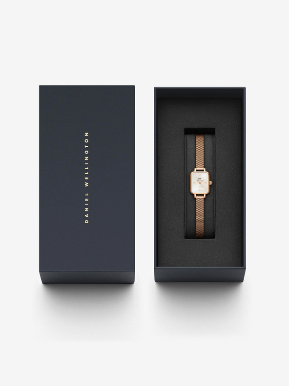 Daniel Wellington Дамски часовник Daniel Wellington в розово злато