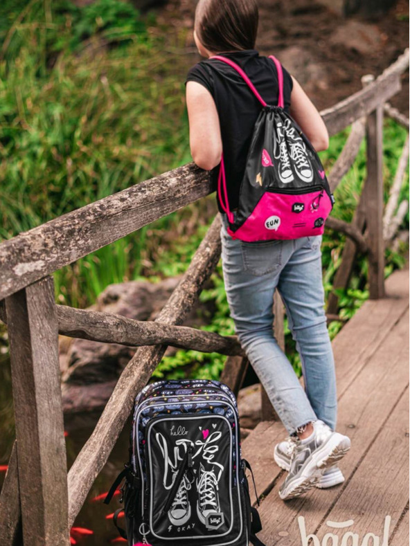 BAAGL  Черна чанта с джоб маратонки Baagl