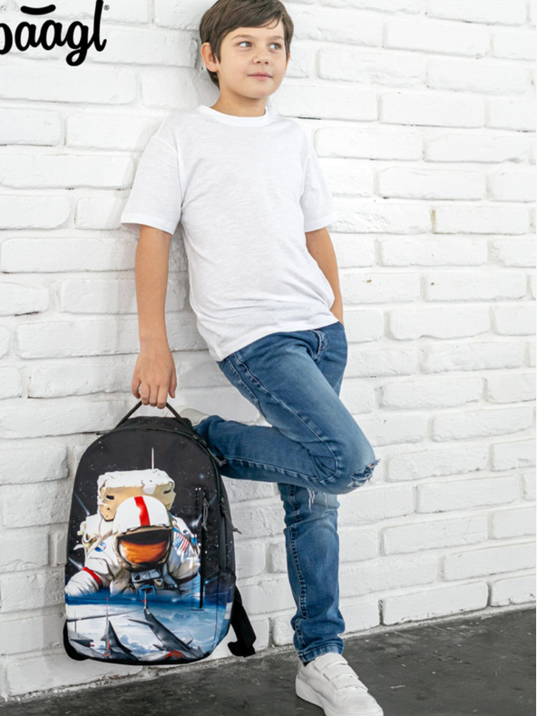 BAAGL  Черна раница Baagl eARTh - Cosmonaut by Caer8th