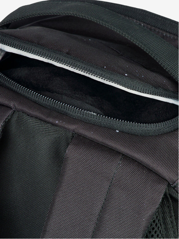 BAAGL  Черна раница Baagl eARTh - Cosmonaut by Caer8th