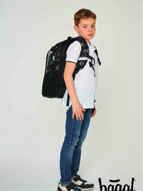 BAAGL  Черна училищна раница Baagl Core Harry Potter Hogwarts