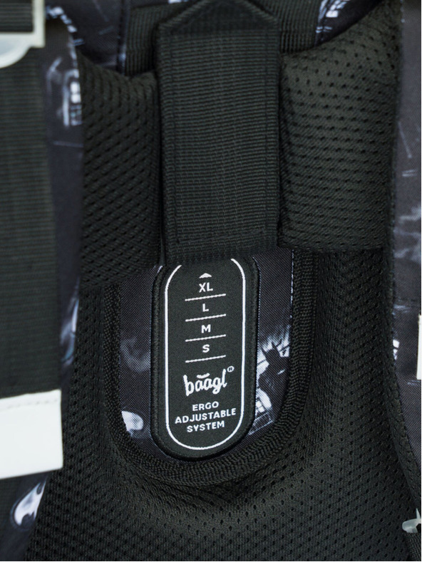 BAAGL  Черна ученическа чанта Zippy Baagl Batman Darky City