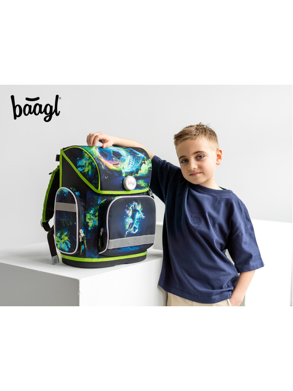 BAAGL  Зелена ученическа чанта Ergo Baagl Футболист