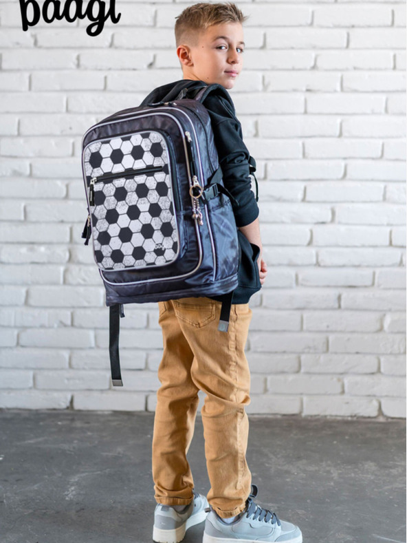 BAAGL  Черна ученическа раница Baagl Cubic Goal