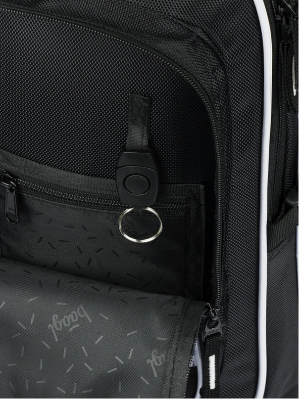 BAAGL  Черна ученическа раница Baagl Cubic Goal