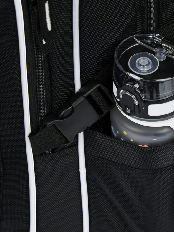 BAAGL  Комплект черна ученическа раница, моливник и чанта Baagl Cubic Goal