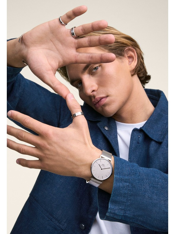 Daniel Wellington Classic 40 Часовници