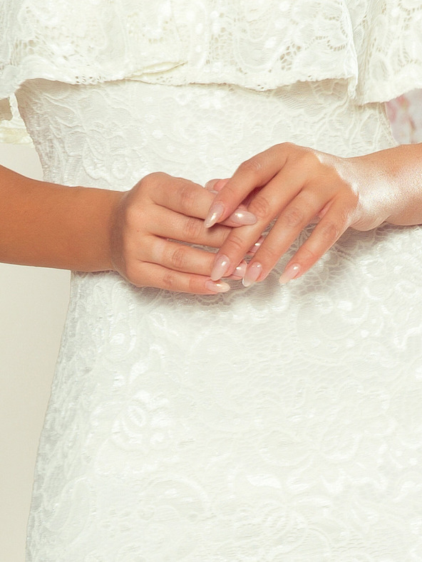 numoco Дантелена рокля с волани - екрю Numoco